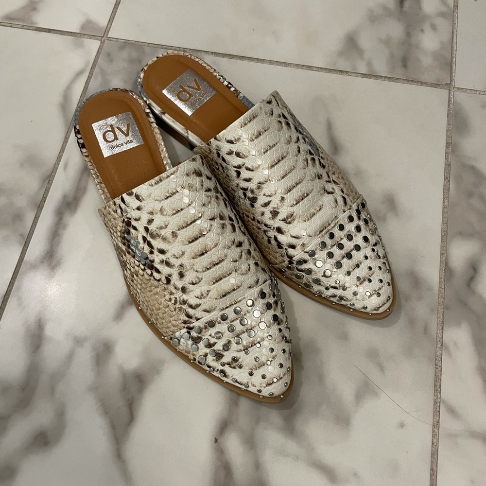 Dolce Vita mules